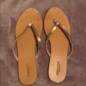 American Eagle Metallic Leather Flip Flop size 10